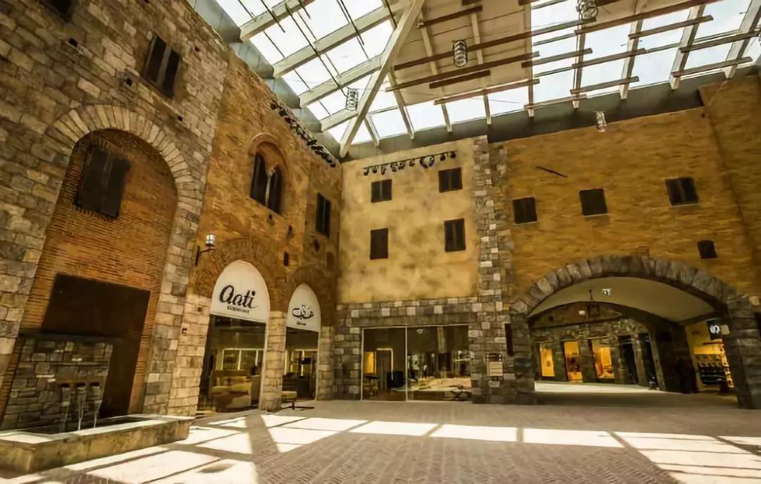 迪拜买奢侈品在哪里买,土豪迪拜买超跑