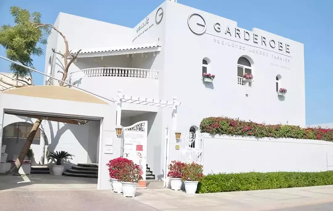 迪拜买奢侈品在哪里买,土豪迪拜买超跑