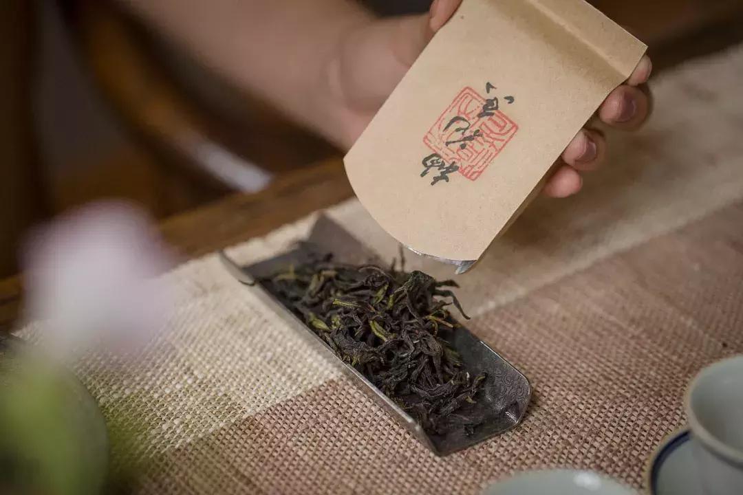 一道「红玉茶香熏鸡」引发的思考