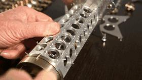 牛人制作32缸发动机,w32迷你发动机diy过程