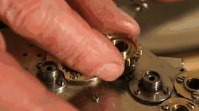 牛人制作32缸发动机,w32迷你发动机diy过程