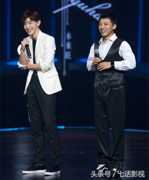 杨紫和黄晓明最新采访,杨紫黄晓明互相夸赞