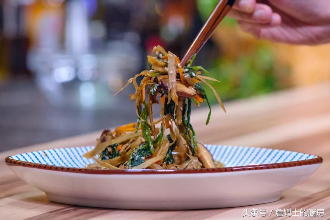 对付便秘最有效的炒素菜,这道菜润肠通便便秘人士要多吃