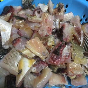 江西余干正宗酒糟鱼教程,江西酒糟鱼的腌制方法视频