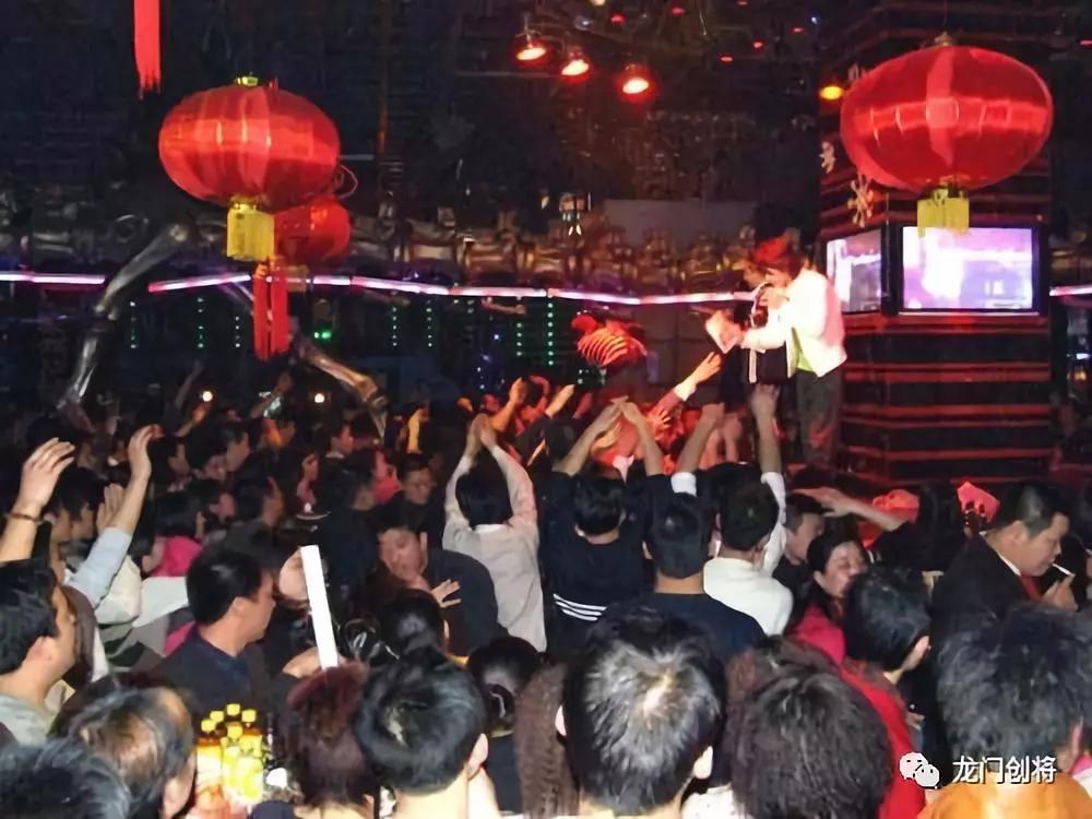 最后一代校园民谣知名歌手田华创业,很乐观也很焦虑