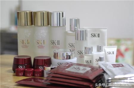 红腰子和sk2使用顺序,sk2小灯泡精华液的正确使用顺序