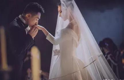 张馨予撩女生,张馨予的口红有哪些