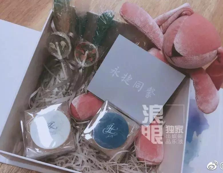 张馨予撩女生,张馨予的口红有哪些