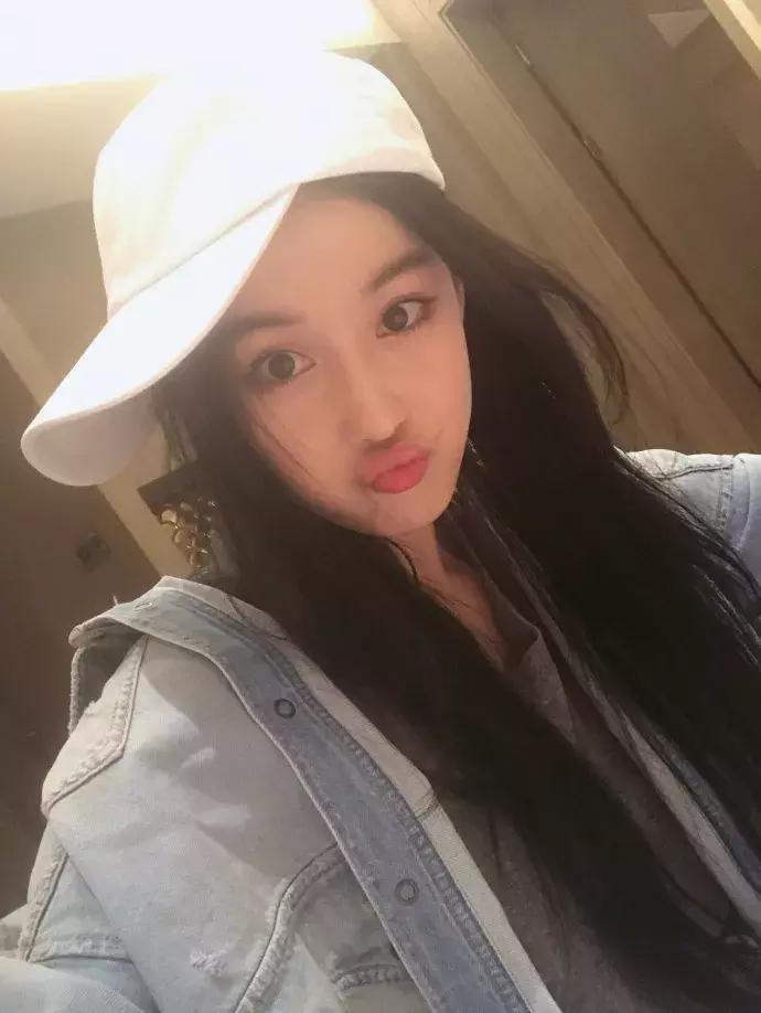 张馨予撩女生,张馨予的口红有哪些