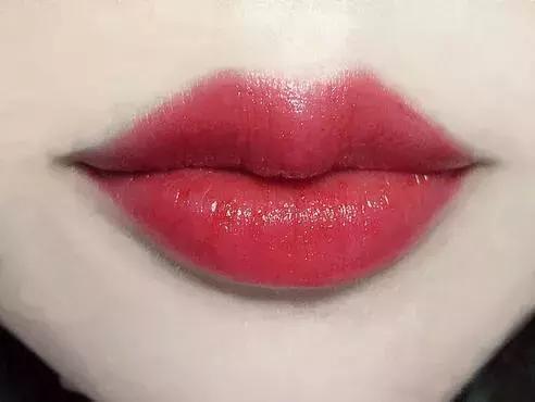 张馨予撩女生,张馨予的口红有哪些