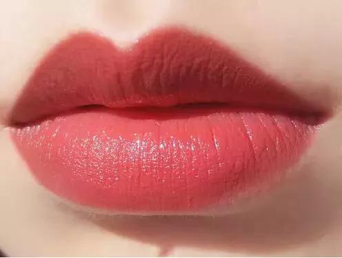 张馨予撩女生,张馨予的口红有哪些