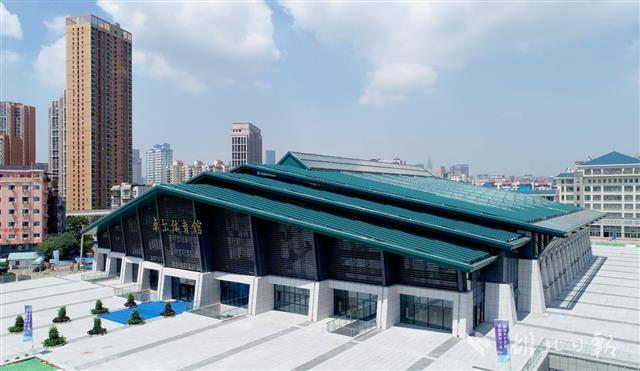 卓尔体育馆武汉大学,武汉大学卓尔体育馆启用