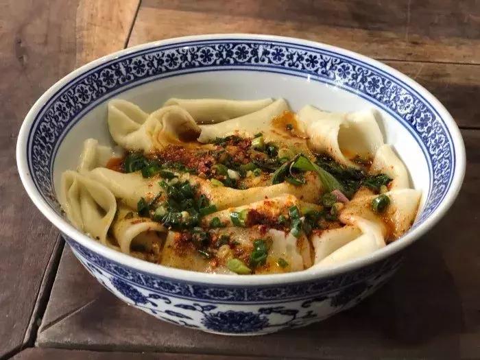 国内吃喝好玩的城市推荐,盘点值得为了美食去一趟的城市