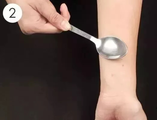 蚊子咬完红肿硬很大怎么样能止痒,被蚊子咬到眼睛最快消肿止痒妙招