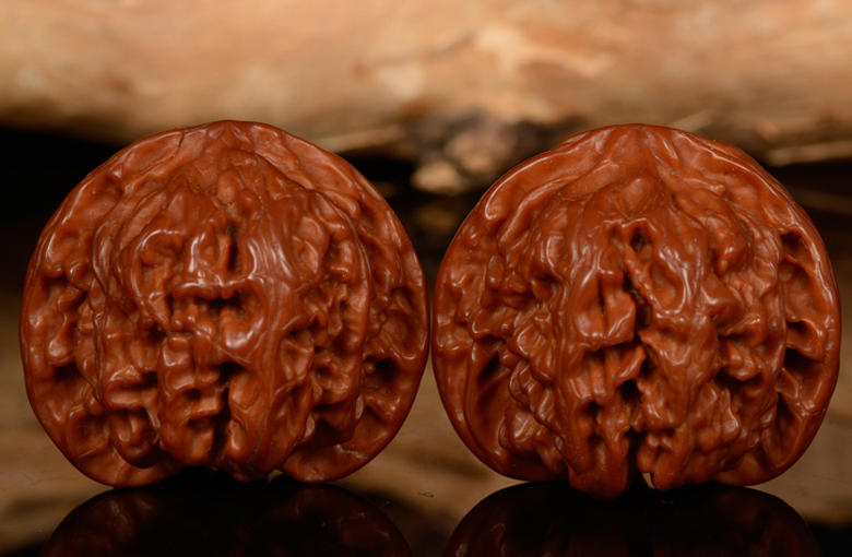 文玩核桃可以用酒泡吗,文玩核桃可以用白酒吗