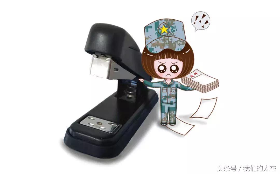 一名小女兵“太空粉”的萌漫总结,简直萌化了