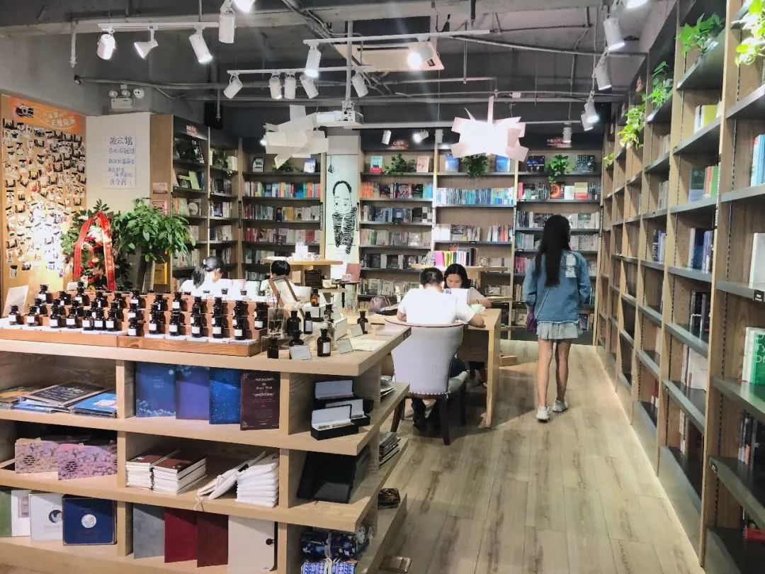 按下暂停键只是为了更好的相见,按下暂停键只为更好的相见