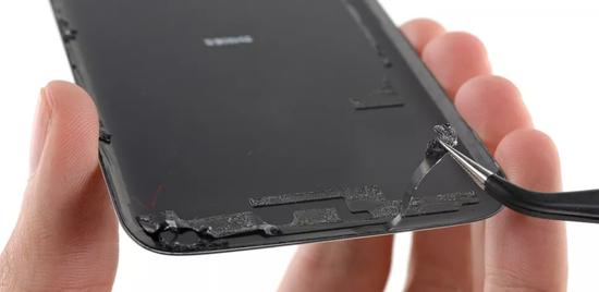 可水下浸泡的防水手机，真的值得信赖吗？