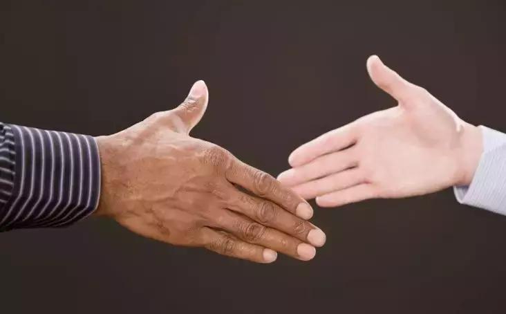 入股银行，P2P的“逆袭”葫芦里卖的什么药？