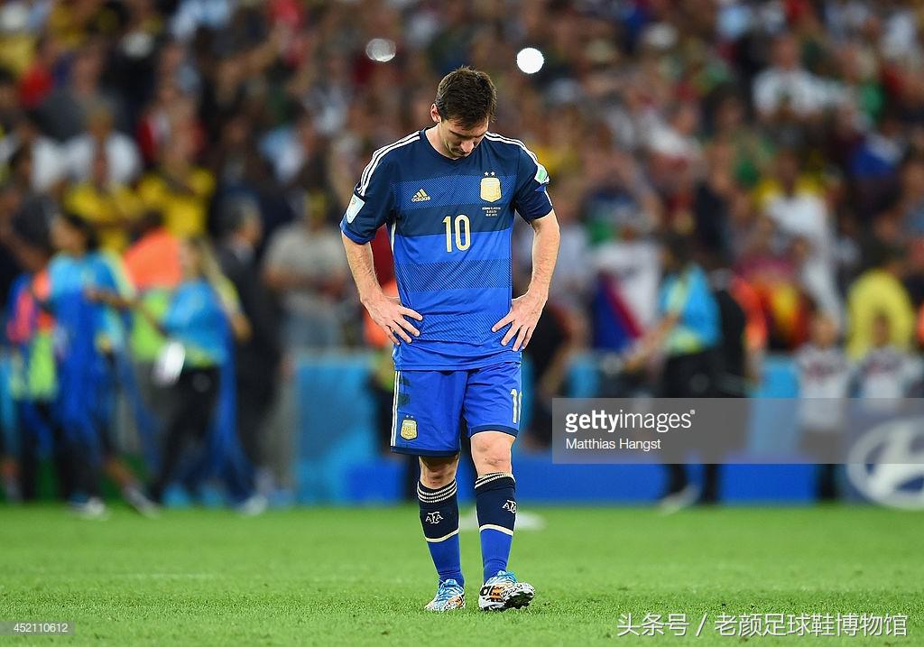 世界杯战靴回顾终结篇，nike水果篮撑死奶牛，鬼牌出鞘一剑封喉