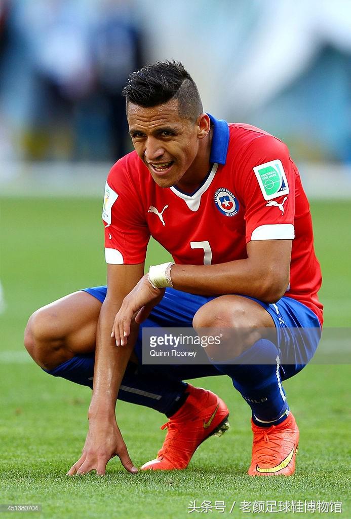 世界杯战靴回顾终结篇，nike水果篮撑死奶牛，鬼牌出鞘一剑封喉