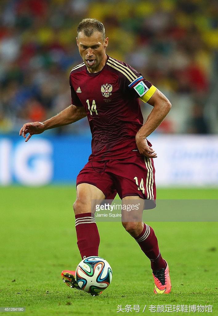 世界杯战靴回顾终结篇，nike水果篮撑死奶牛，鬼牌出鞘一剑封喉