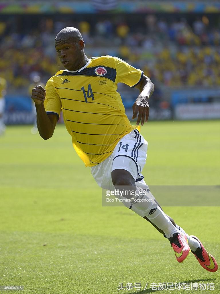 世界杯战靴回顾终结篇，nike水果篮撑死奶牛，鬼牌出鞘一剑封喉