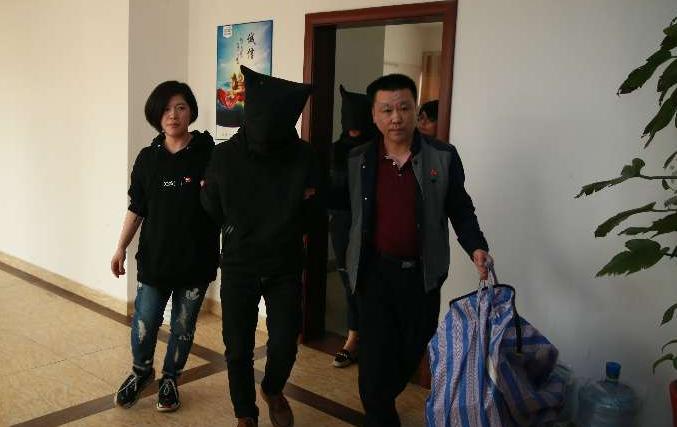 河南警方打掉涉黑“校园贷”集团，学生借两千元不堪骚扰跳楼