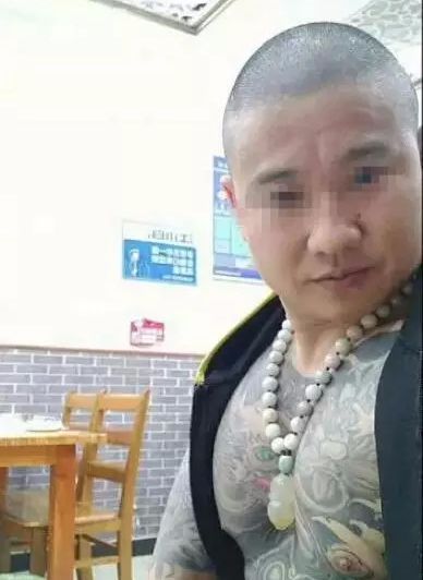 昆山纹身男砍人被反杀事件,昆山纹身男被反杀事件全过程