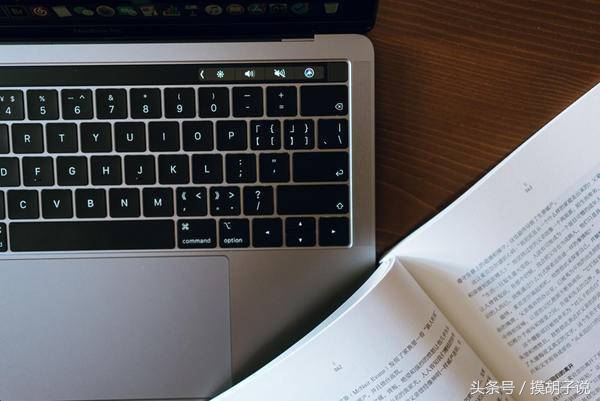 macbookpro2021选购8核还是10核,macbookpro2018款13.3寸缺点不足