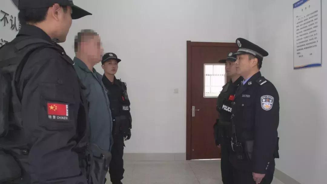 背后点名、开发教育网……监狱警察，你咋不上天？