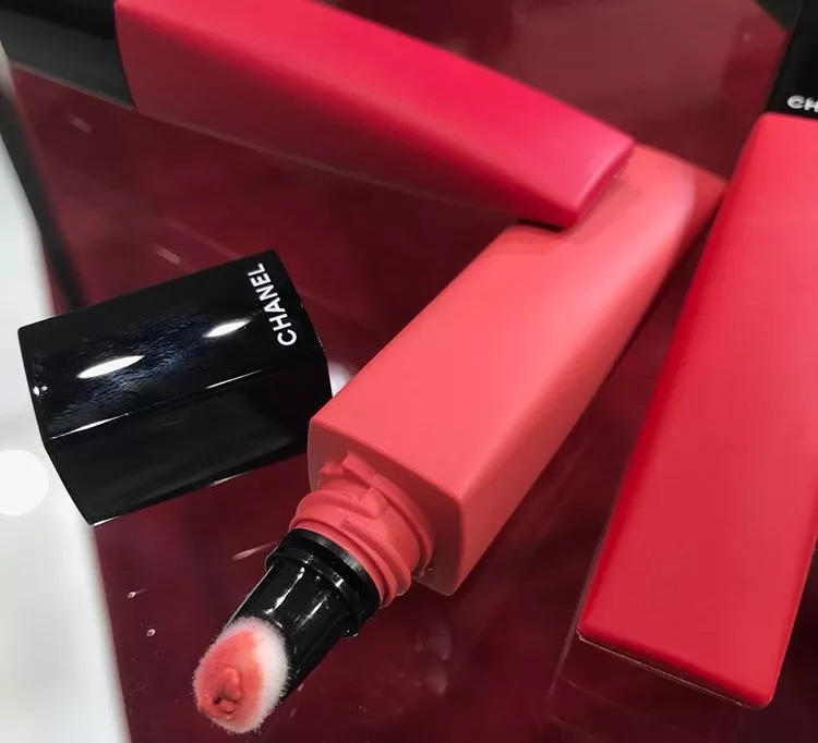 平价香奈儿唇釉,香奈儿最值得买的唇釉