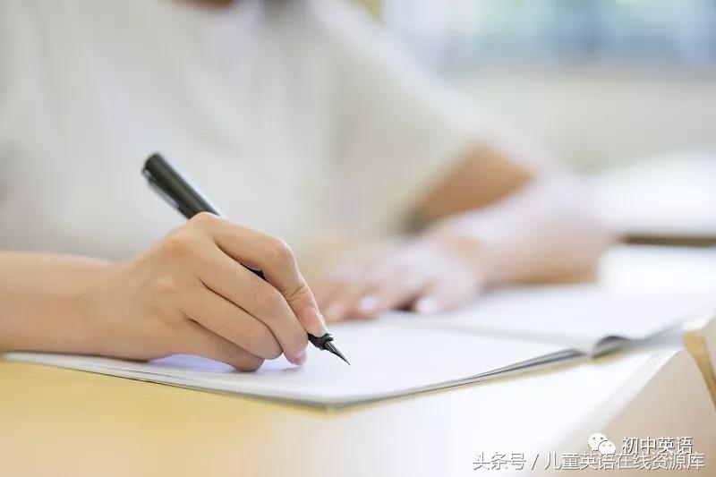 英语重点句型60句,160个句子包含高频单词