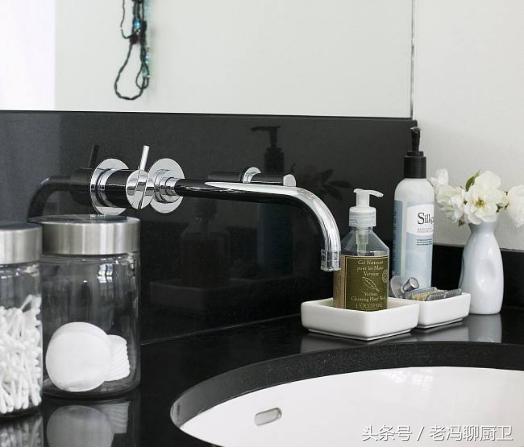 家里水龙头换了一直流水怎么办,家里水龙头出水一阵一阵的