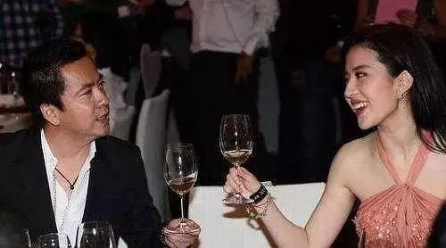 酒桌上的学问很多人值得学习,酒桌饭局深度解析