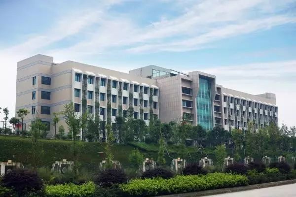 不负青春不负韶华砥砺前行,不负时光不负韶华砥砺前行