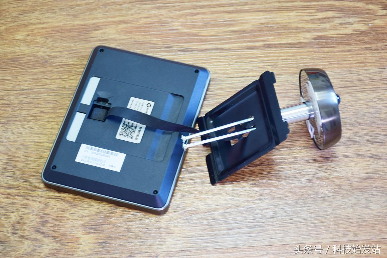 入户门装监控和智能猫眼哪个好,小区防盗门防小偷吗