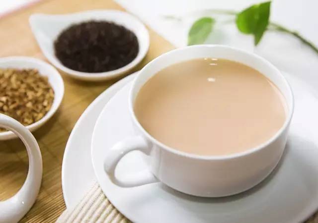 天天喝可乐一点事都没有,天天喝天天醉感觉没得清醒过