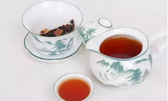 天天喝可乐一点事都没有,天天喝天天醉感觉没得清醒过