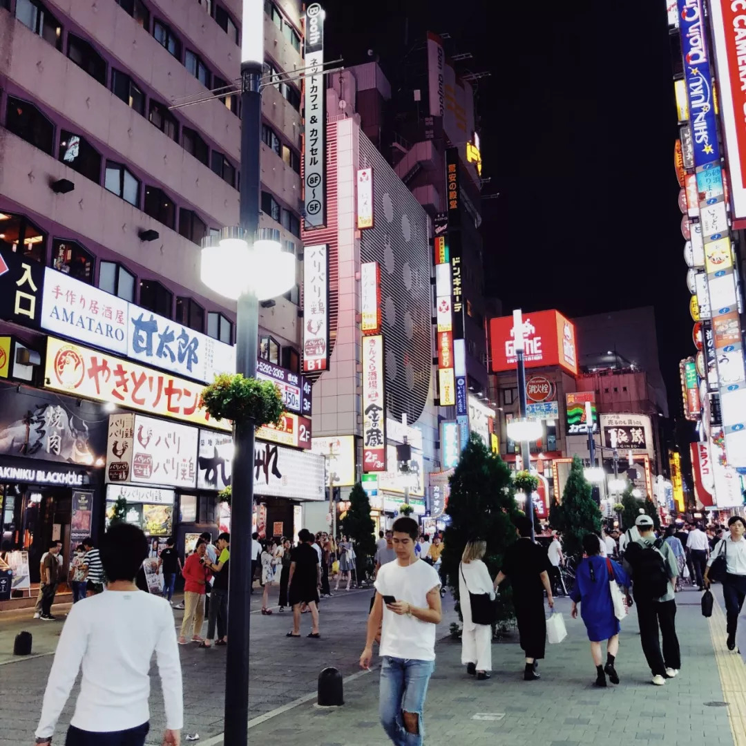 我们花了一天时间：回东京吃早餐！