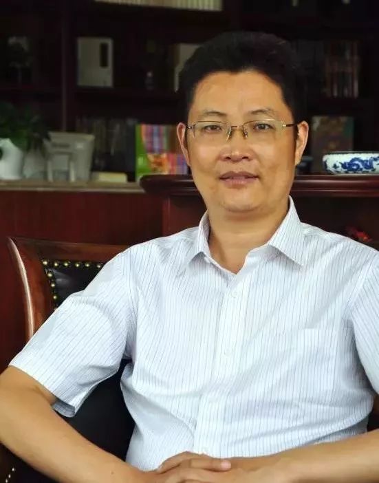 企业家诗人|杨克明:山川形胜帝王气,儒道斯文邹鲁风