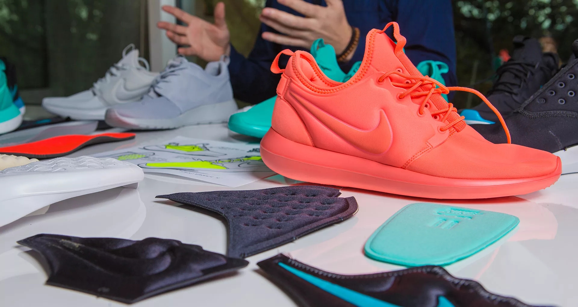 一双耐克鞋的故事,耐克roshetwo鞋怎么样