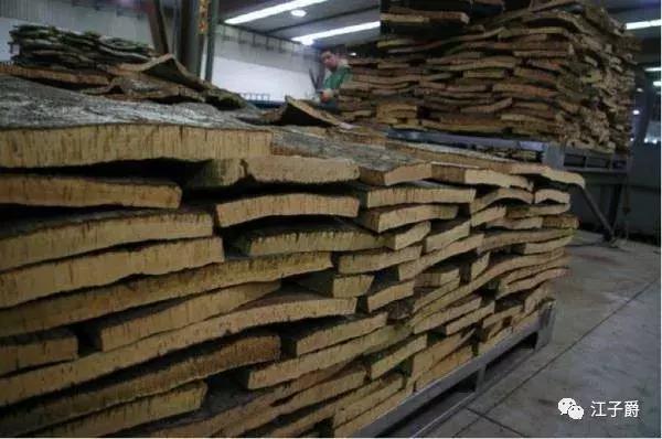 红酒橡木塞是用什么做的,红酒软木塞是什么材质