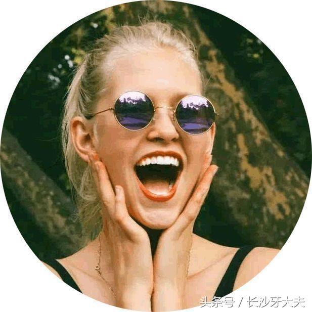 怎么让大黄牙快速变白,30天解决大黄牙