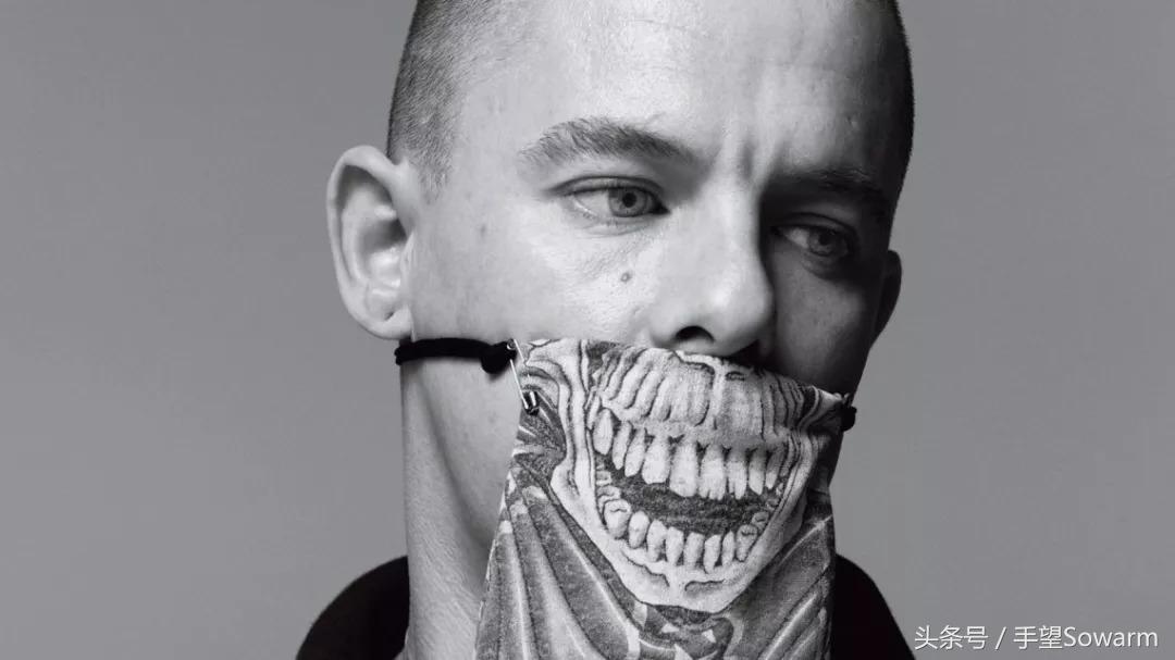 他设计“暴露”女装告诉世人:性感绝不是强奸犯的借口!