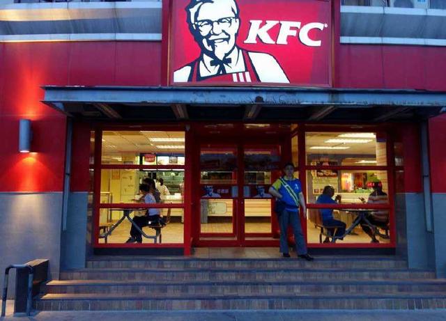 肯德基全家桶好还是中国版好,肯德基全家桶和一般的区别