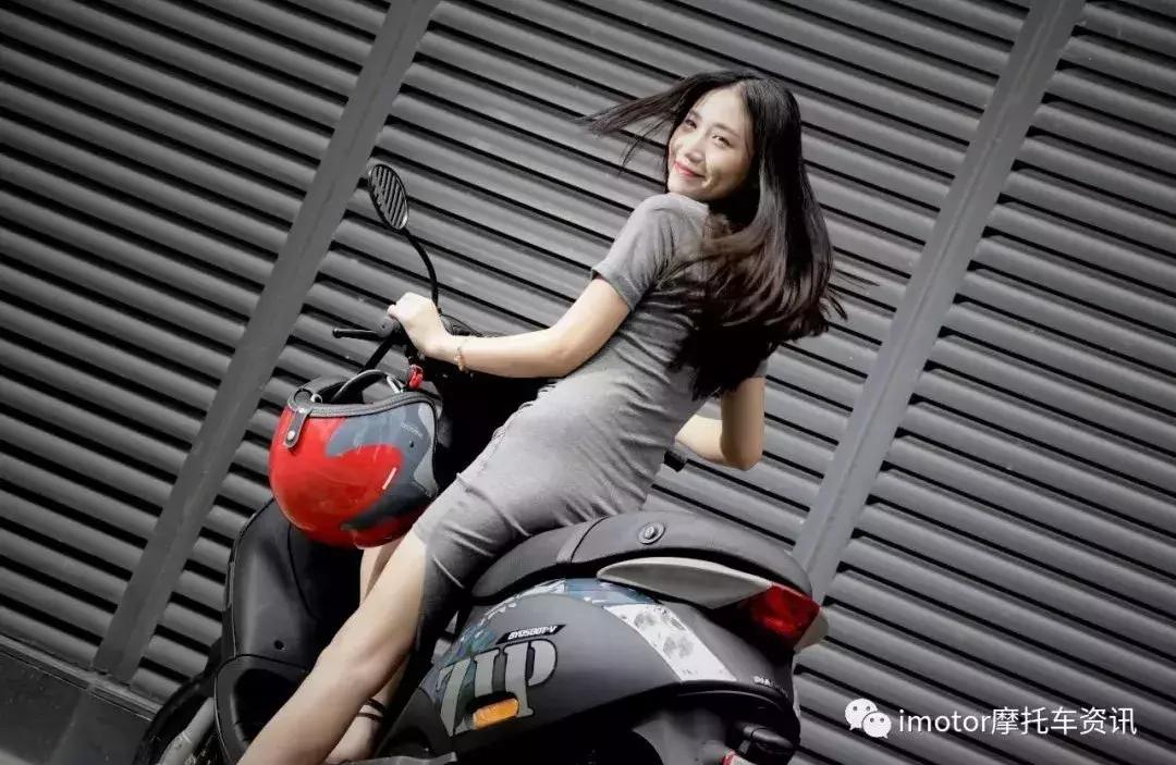 2019款比亚乔zip50,2020款比亚乔liberty150测评