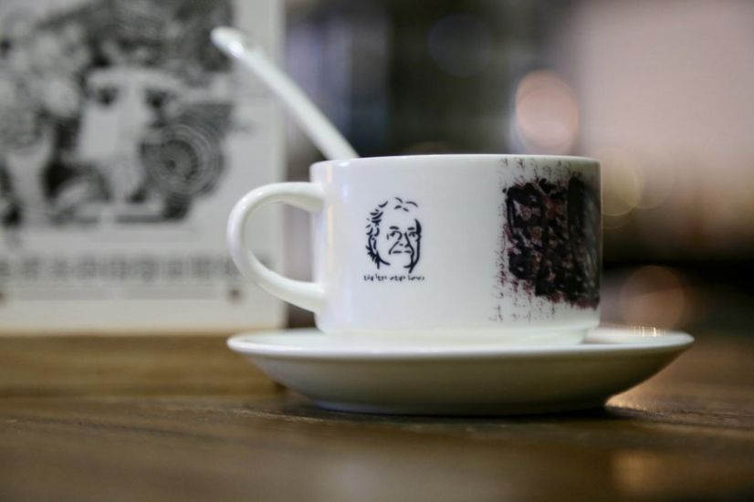 阿多尼斯演唱会,阿多尼斯活动