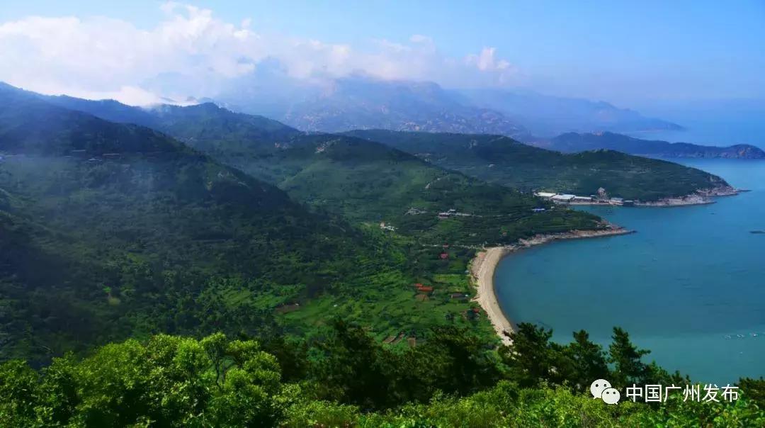 黄山迪士尼门票多少钱,上海迪士尼和黄山哪个好玩