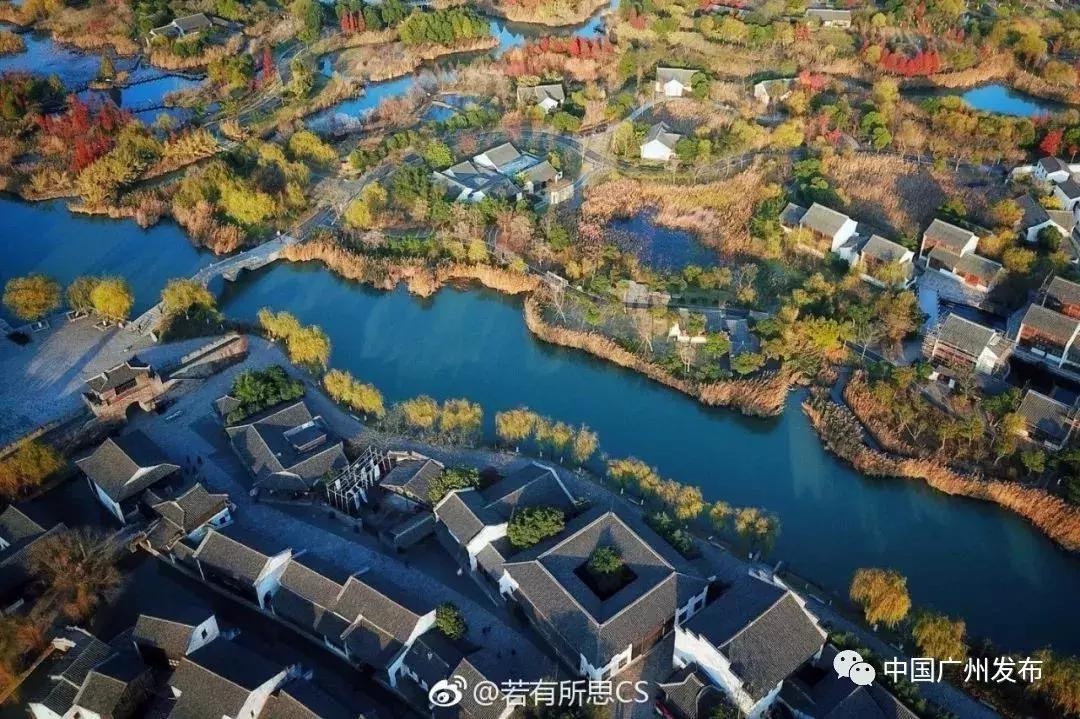 黄山迪士尼门票多少钱,上海迪士尼和黄山哪个好玩